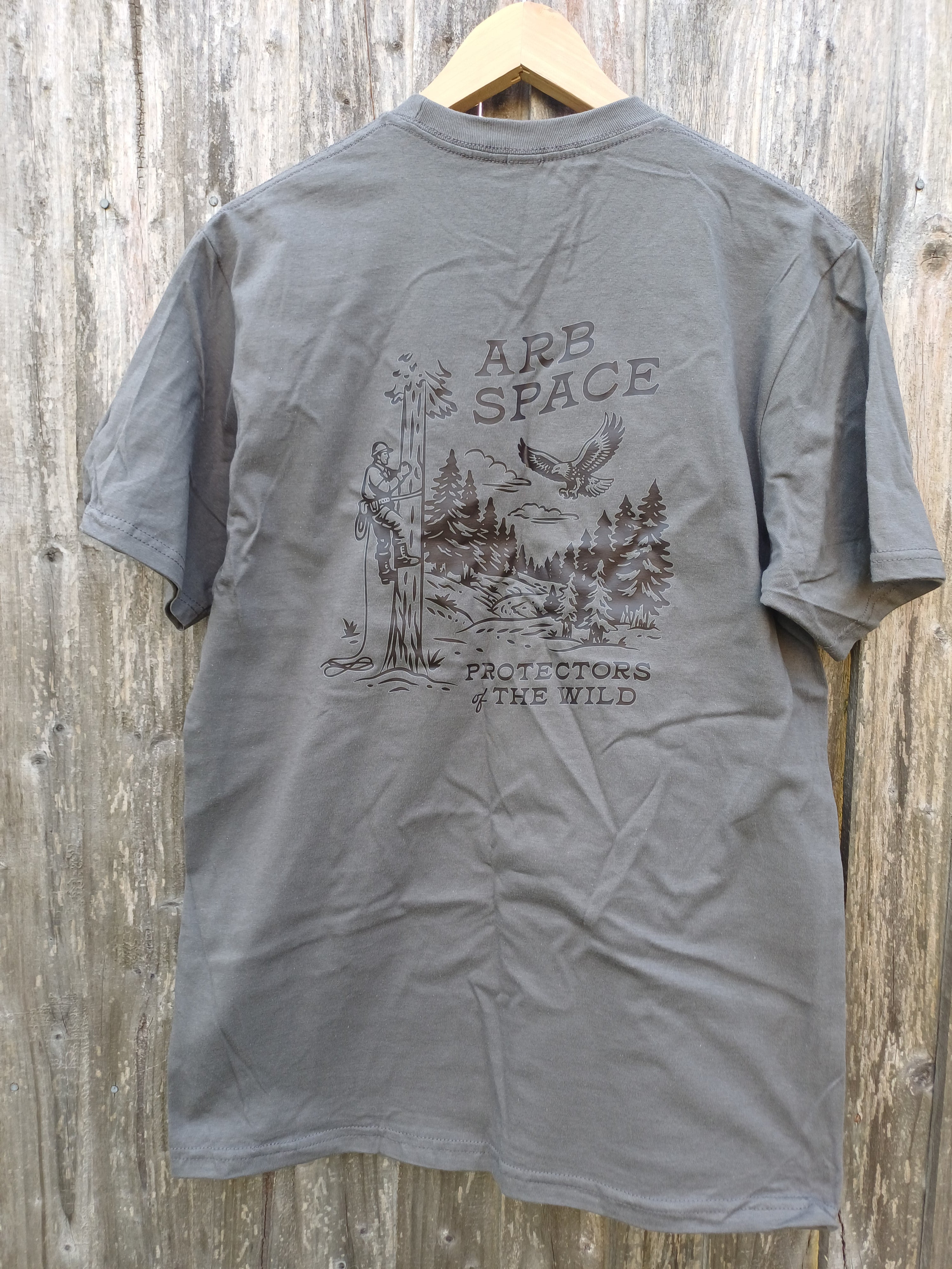 The Tree climber (Charcoal - Short)