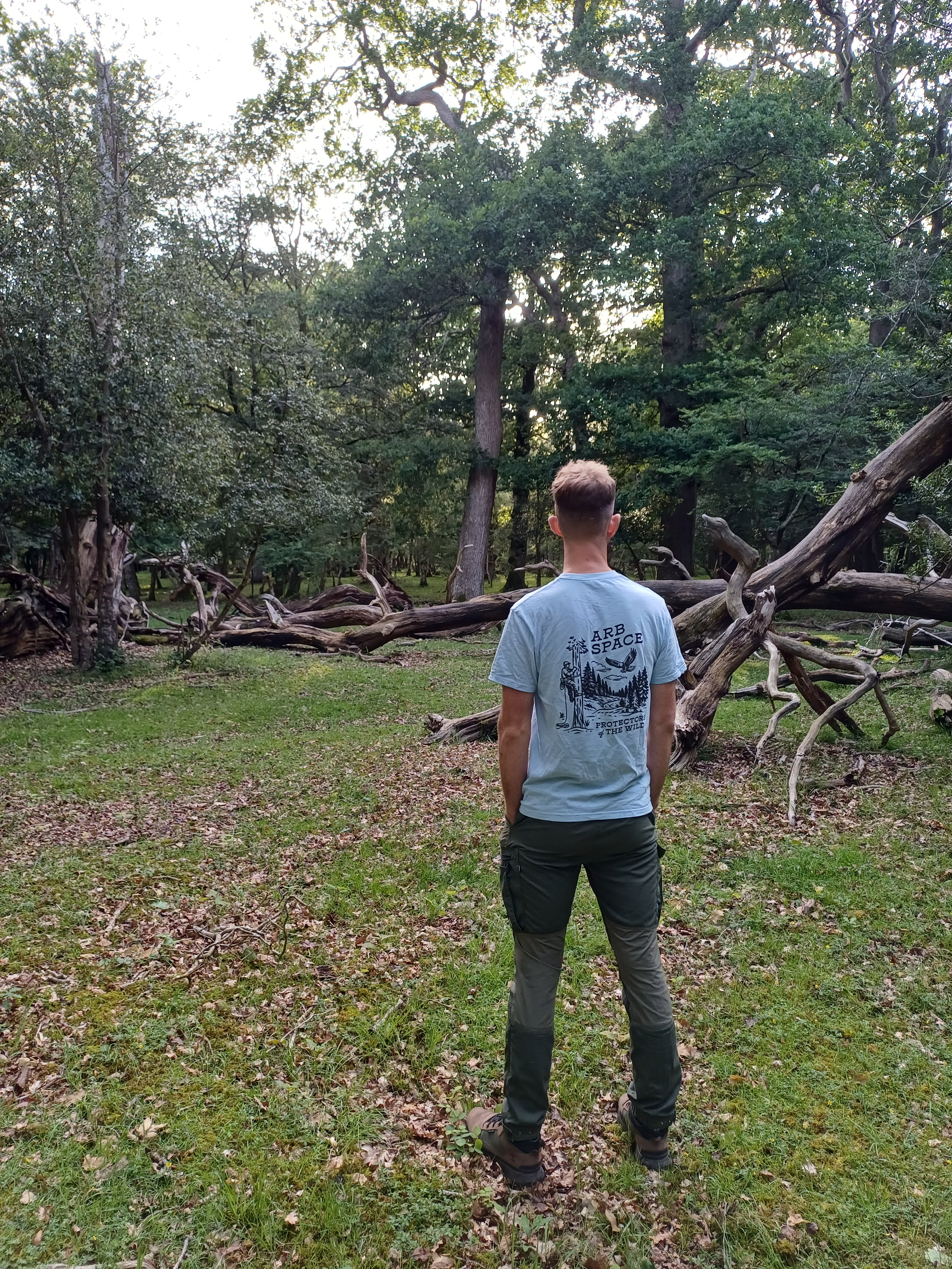 The Tree climber (Light Blue- Short)