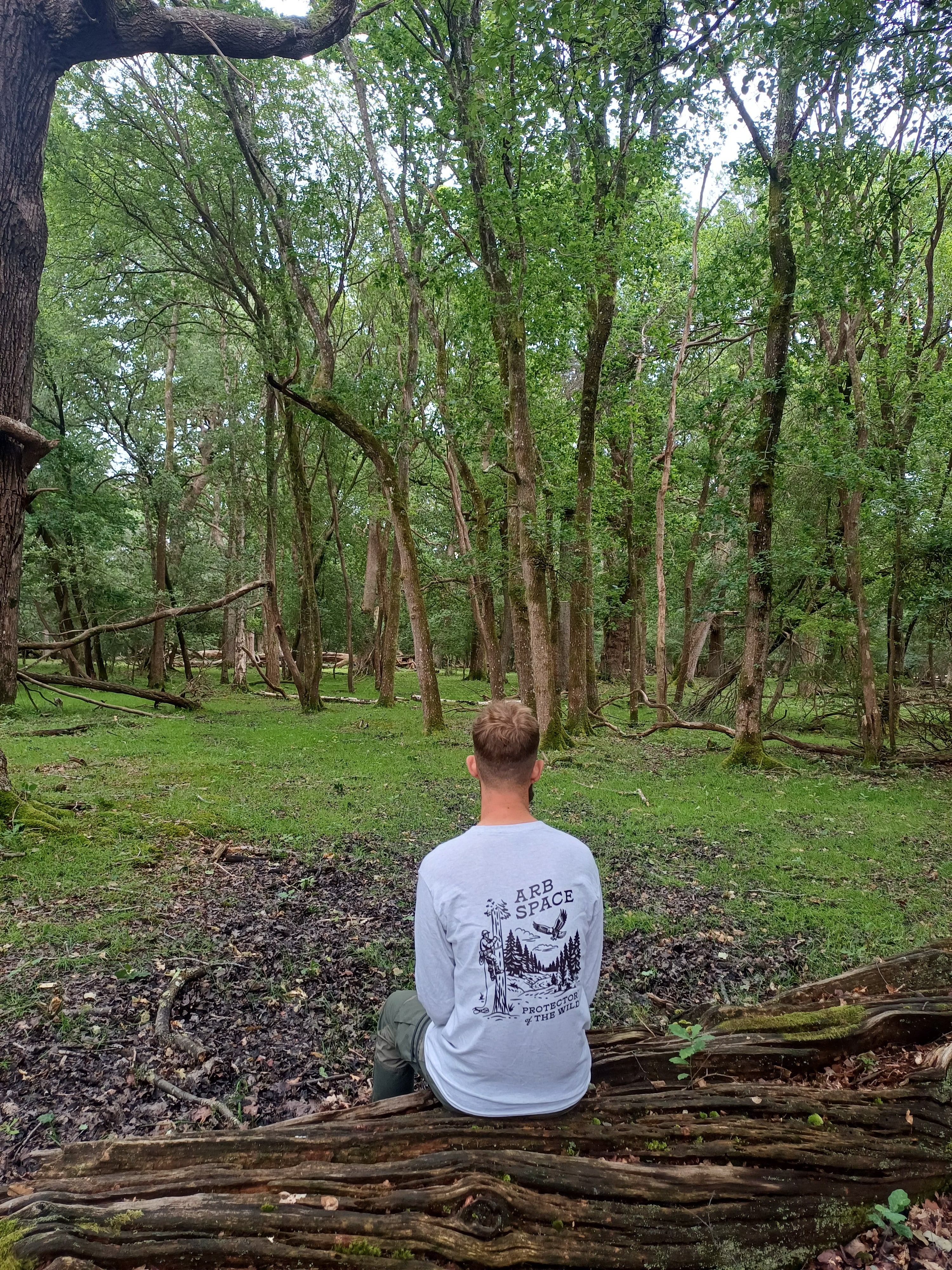 The Tree Climber (Light Grey - Long)