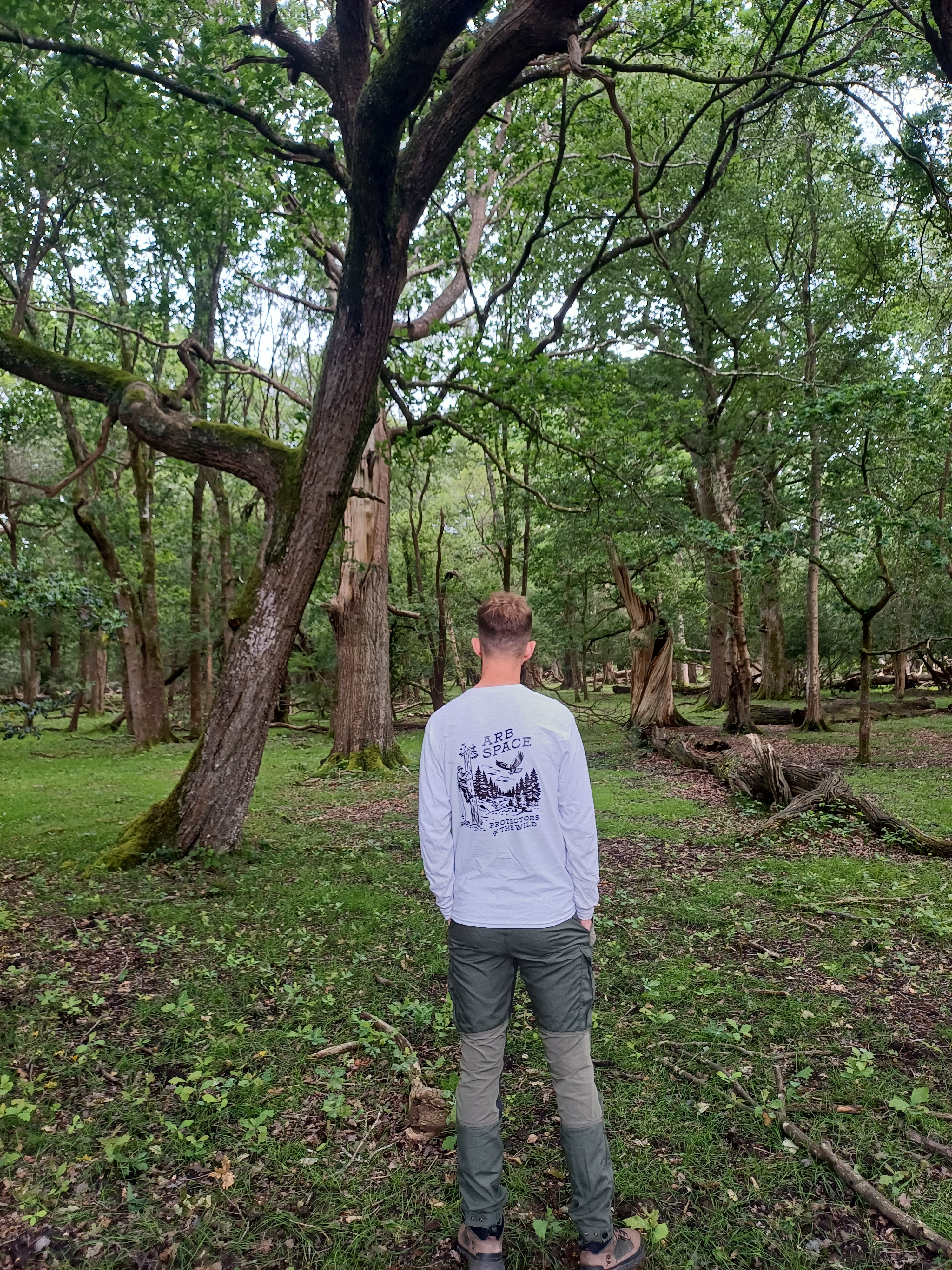 The Tree Climber (Light Grey - Long)